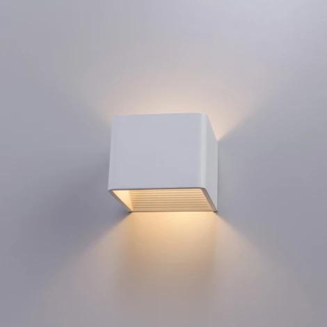 Настенный светильник Arte Lamp Scatola A1423AP-1WH (LED, 220V, куб)