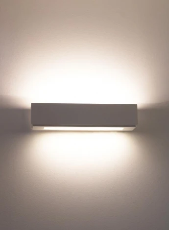 Настенный светильник Lampex Lucas 710/1 BIA