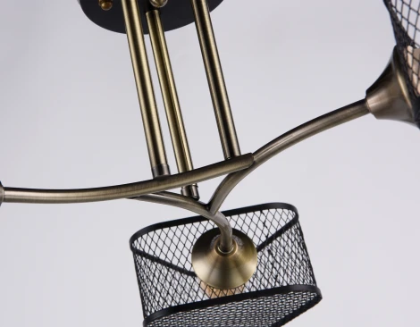 Потолочная люстра на штанге Ambrella TRADITIONAL TR80171 (220V)