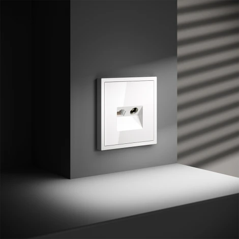 Розетка телевизионная встраиваемая TV+RJ45 Voltum S70 VLS060701 (белый глянцевый)