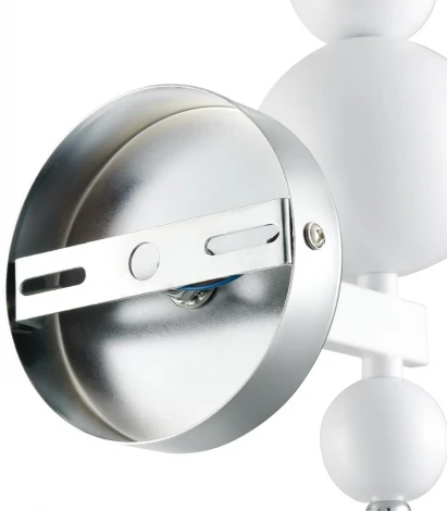 Бра Lumion Nana 8260/1W белый/хром, E14 1*40W 220V (свеча)