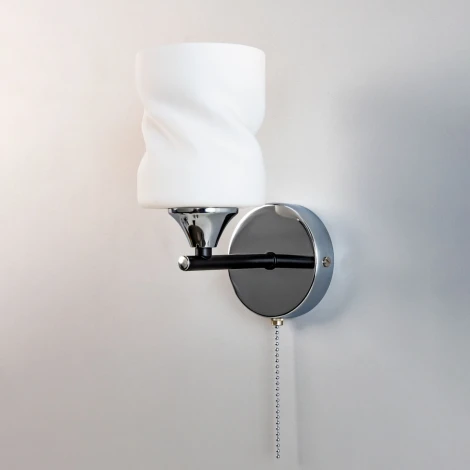 Бра с выключателем Нильс CL132315 (220V)