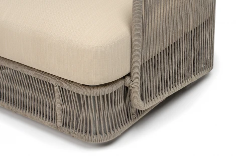 "Альбано" кресло плетеное из роупа, каркас алюминий светло-серый (RAL7035) муар, роуп серый меланж круглый, ткань Mossle светло-бежевая 4SIS арт.УТ-00009676