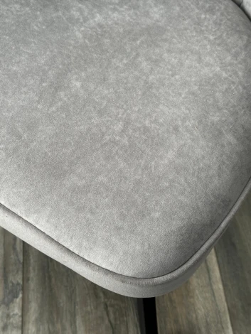 Стул SKAT 360 град. поворот. B22 Серый, велюр / черный каркас, М-City