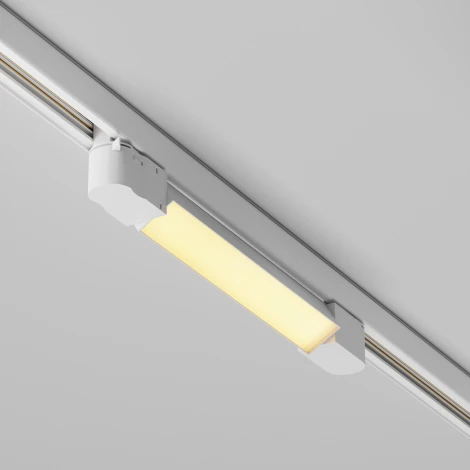 Трековый светильник трехфазный 10W 220V Maytoni Basis TR196-3-10W2.7K-W (LED)