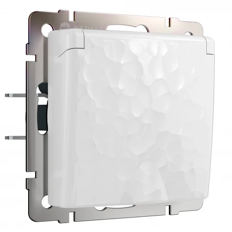 Розетка влагозащ. с зазем. с защит. крышкой и шторками (hammer белый) Werkel W1271201 (a052021)