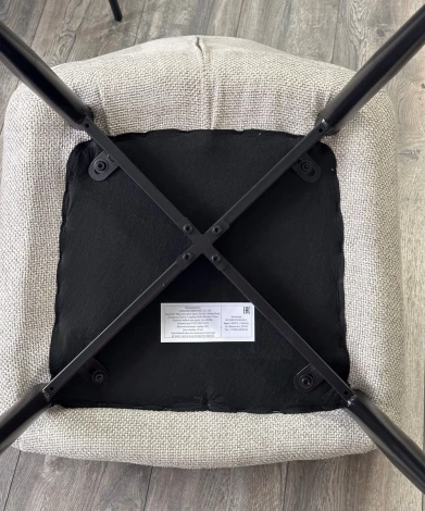 Стул M-City REFLET 3018-10 бежевый, шенилл / черный каркас