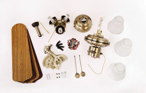 Потолочная люстра Westinghouse Princess Trio Brass 78265WES