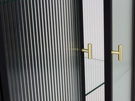 Витрина ОГОГО The One (ЛДСП,Металл,Стекло/Черный)