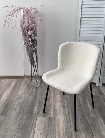 Стул RIYA UF992-01 Белый, teddy / черный каркас M-City 629M04960