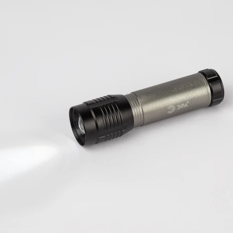Ручной фонарь светодиодный на батарейках 3W ЭРА UB-603 UB-603