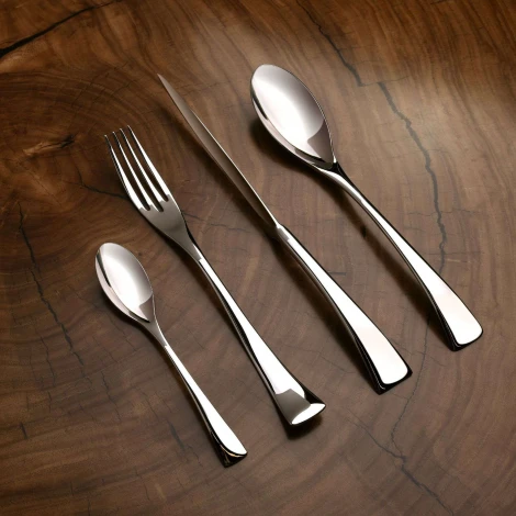 Набор столовых приборов Shark 24 предмета, 6 персон арт. 11/24 11/24 Gottis