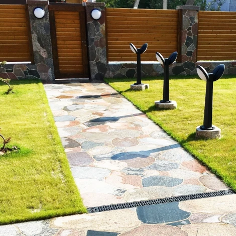 Наземный фонарь Fumagalli Lucia 1R3.613.X20.AYE27 (220V, круглые, IP66)