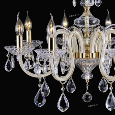 Подвесная люстра Crystal Lux Dalia SP8