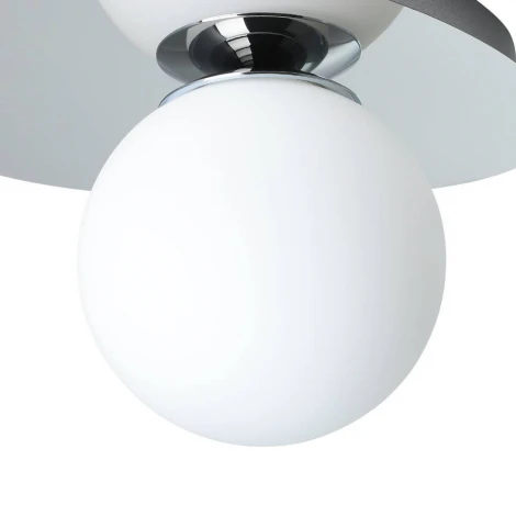 Настенный светильник IP44 Eglo Castrovido 902095 шар