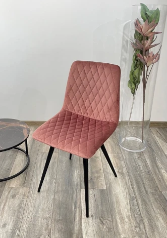 Стул CHILLI-X РОЗОВЫЙ #15, велюр / черный каркас М-City