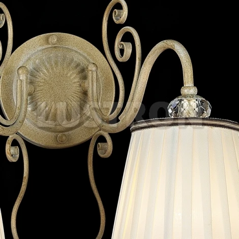 Бра Maytoni Vintage ARM420-02-G