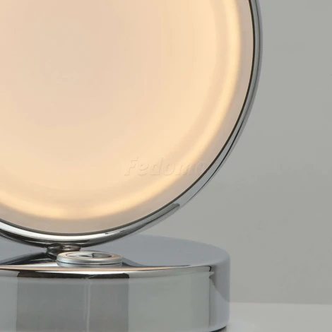 Интерьерная настольная лампа DeMarkt Эрида 706030701