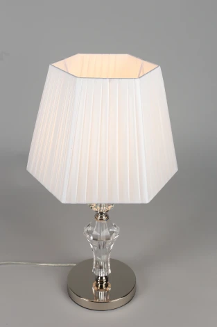 Интерьерная настольная лампа Aployt Jula APL.707.04.01 (220V)