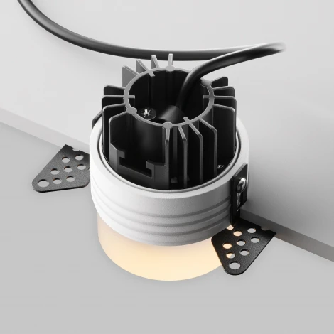 Точечный светильник под гипсокартон встраиваемый Maytoni Nude DL065-12W3K-TRS-W (LED, 220V, круглые)