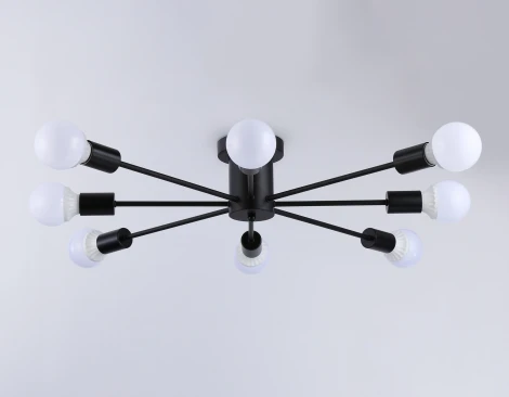 Потолочная люстра на штанге Ambrella Traditional TR80411 (220V)