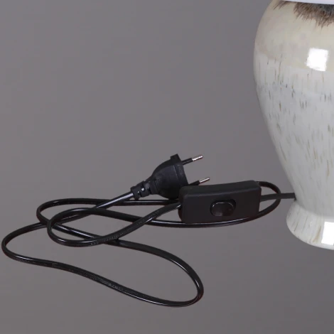 Интерьерная настольная лампа Reluce 16555-0.7-01DY (220V)