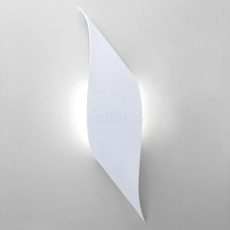 Настенный светильник Eurosvet Elegant 40130/1 LED белый