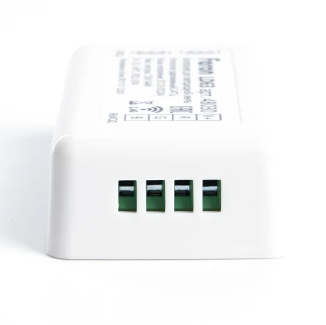 Контроллер RGB для светодиодной ленты с П/У белый, 12-24V, LD63 Feron 48030