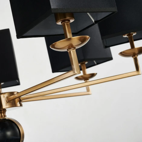 Подвесная люстра Favourite Diva 2822-7P (220V, на цепи, куб)