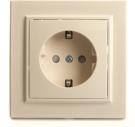 Розетка с заземлением и шторками (слоновая кость) Stekker Эрна 39236