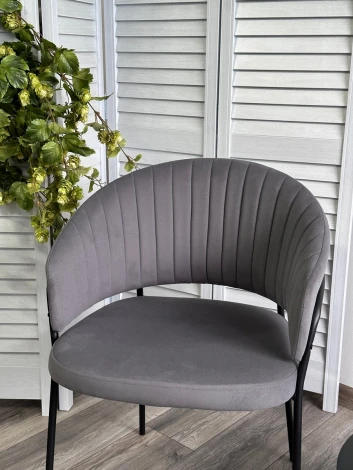 Стул JUST, цвет Velutto 32 Антрацитовый, велюр / черный каркас М-City