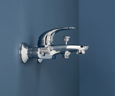 Смеситель Aquanet Cobra SD90361 для ванны с душем