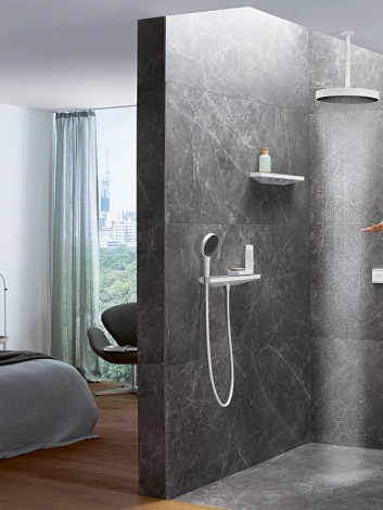 Шланговое подключение Hansgrohe Rainfinity Porter 500 26843700 с полкой и держателем