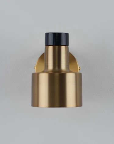 Спот с выключателем Moderli Goldy V11313-1W (220V)