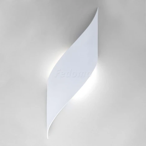 Настенный светильник Eurosvet Elegant 40130/1 LED белый