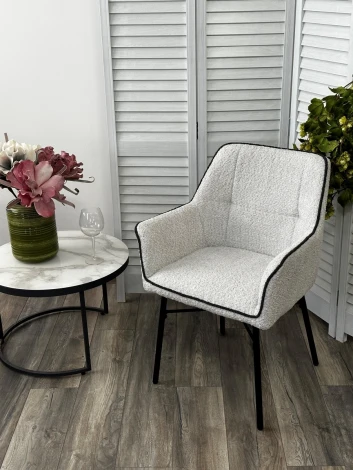 Стул AGIRA UF998-14 светло-серый, букле / UF998-16 темно-серый / черн. каркас / Товарный знак DISAUR