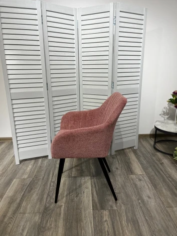 Стул M-City BRANDY WZ2042-11 брусничный/ черный каркас