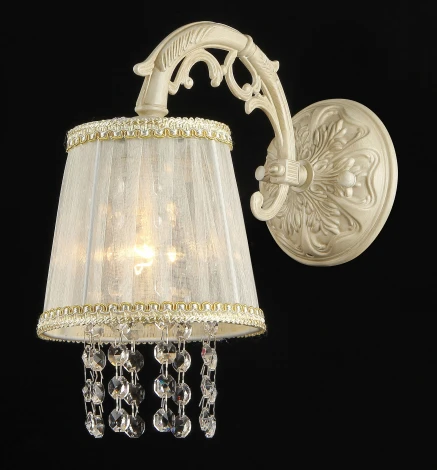 Бра Maytoni Elegant 18 ARM020-01-W
