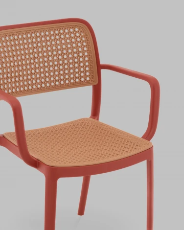 Стул Yona пластиковый с подлокотниками красный Stool Group арт.УТ000040844