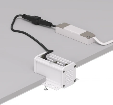 Встраиваемый точечный линейный светильник светодиодный Denkirs Deep Space DK2530-WB (220V)