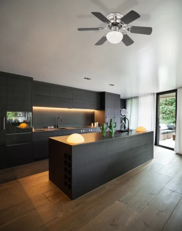 Потолочная люстра с вентилятором Globo Ugo 0307 (220V, вертолет)