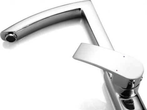 Смеситель Iddis Vane YA56177C для кухонной мойки