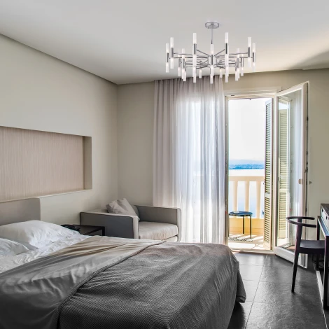 Потолочная люстра Wi-Fi на штанге Bogate's Bastone 346 Smart (220V, управление смартфоном, голосовое управление, умный дом - Minimir Home, Алиса, Маруся, Салют)