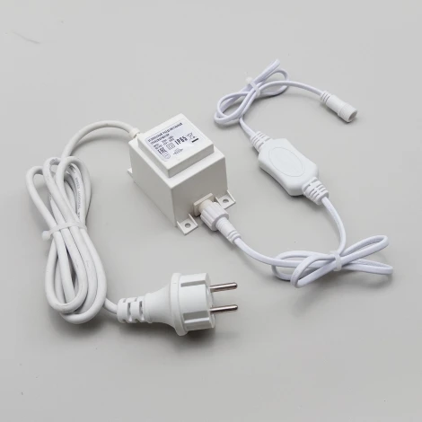 Трансформатор 30W с выпрямителем для Нитей 24В, до 600 LED, провод белый каучук, IP65 Laitcom PTR30-3A-W