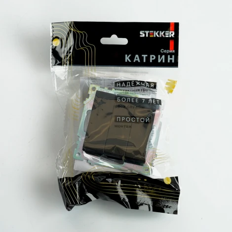 Выключатель трехклавишный (черный) Stekker Катрин 49172