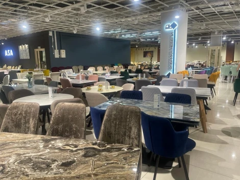 Стол DikLine SKY220 Керамика Amadeus,подстолье черное,опоры черные (2 уп.)