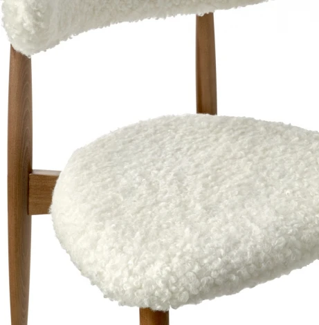 Стул Lucas белый искусственный мех с ножками цвета орех Bradex Home арт.RF 0685