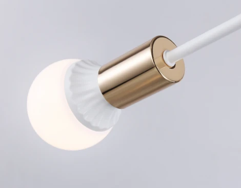 Потолочная люстра на штанге Ambrella Traditional TR80432 (220V)