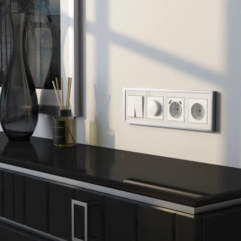 Рамка на 4 поста Baguette (белый/серебро) Werkel W0042850 (a062782)