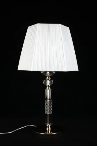 Интерьерная настольная лампа Aployt Silvian APL.719.04.01 (220V, выключатель)